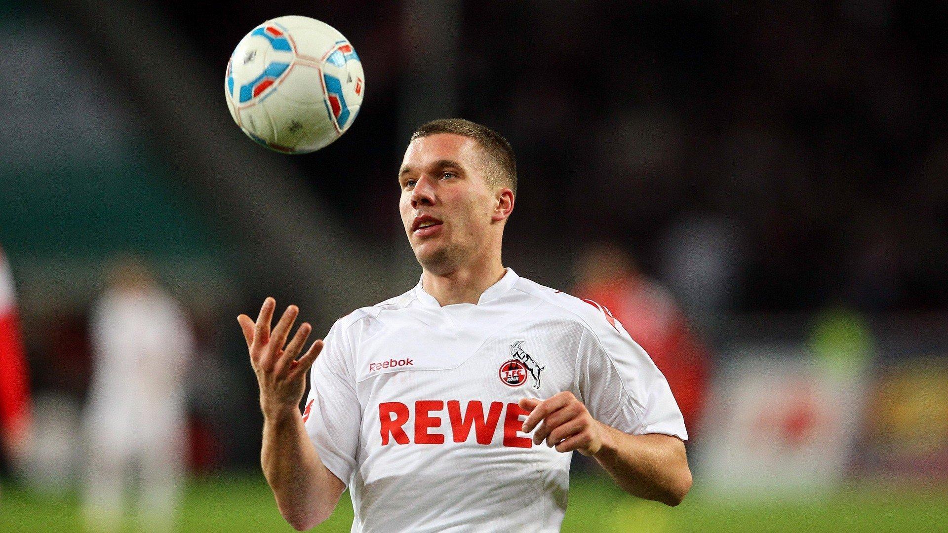 钟义浩精准制导助攻阿奇姆彭头槌破门，球队主场力克劲敌迎关键三分